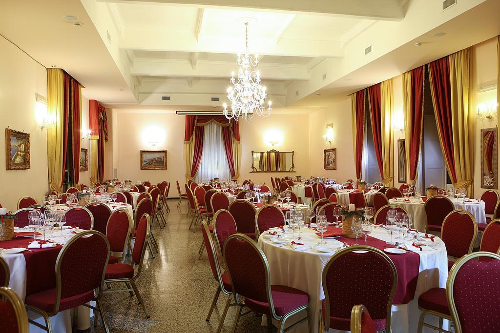 נאפולי Grand Hotel Capodimonte מראה חיצוני תמונה